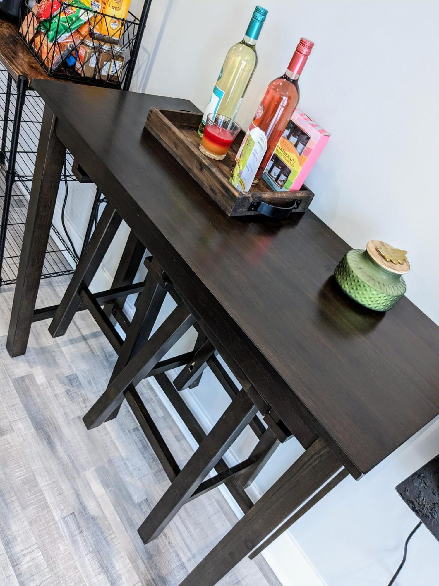 2br-2ba Luxy Dendrobium Oasis, Pet Friendly, Family Friendly, Free Parking & Balcony Apartment Philadelphia