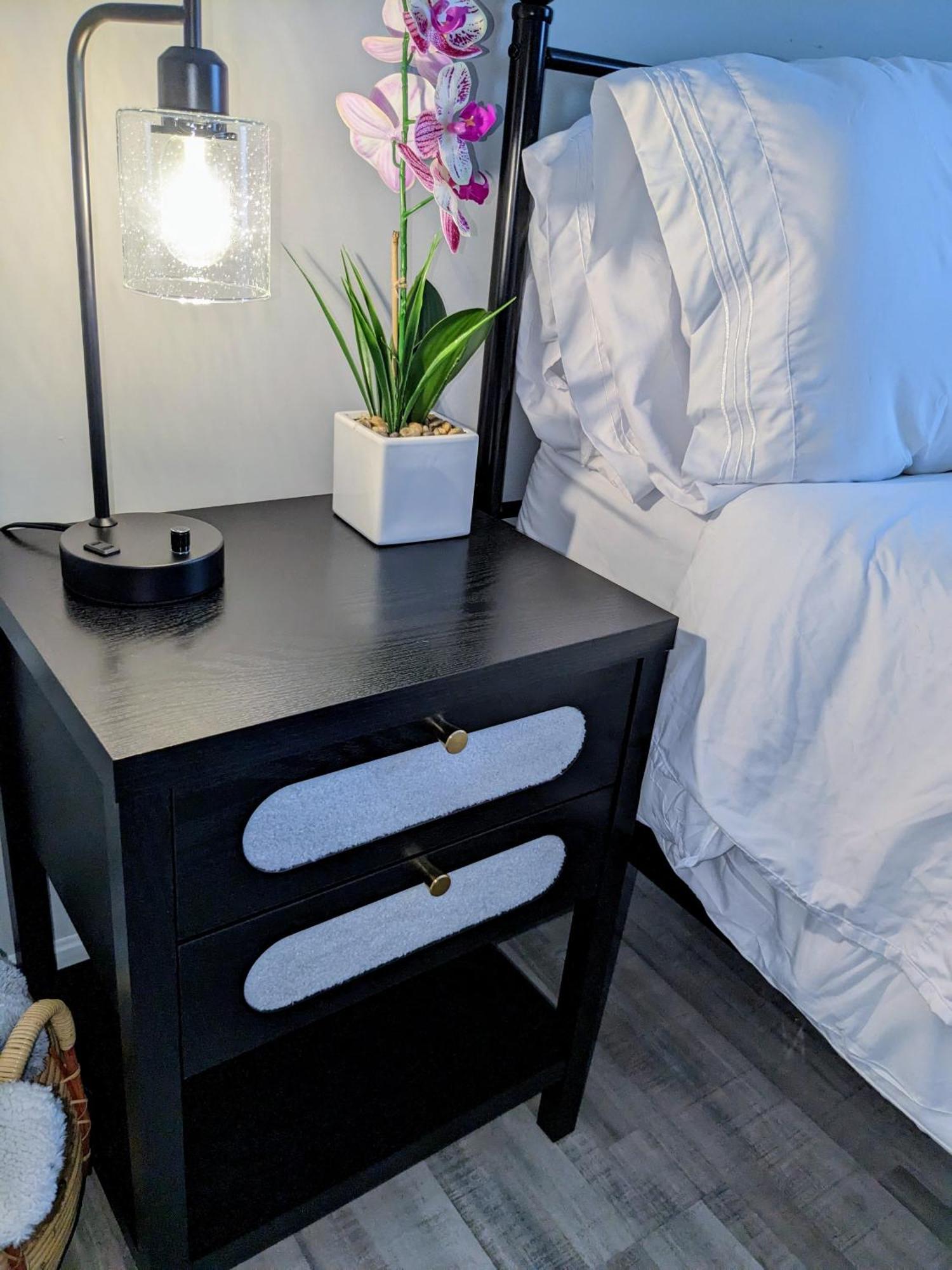 2br-2ba Luxy Dendrobium Oasis, Pet Friendly, Family Friendly, Free Parking & Balcony * Philadelphia