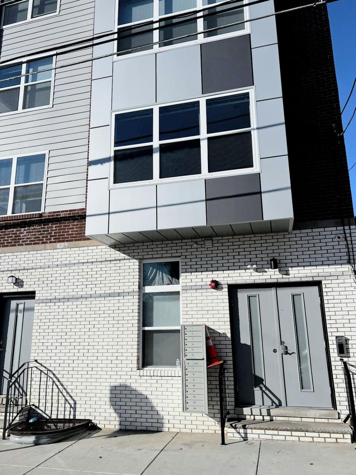2br-2ba Luxy Dendrobium Oasis, Pet Friendly, Family Friendly, Free Parking & Balcony * Philadelphia