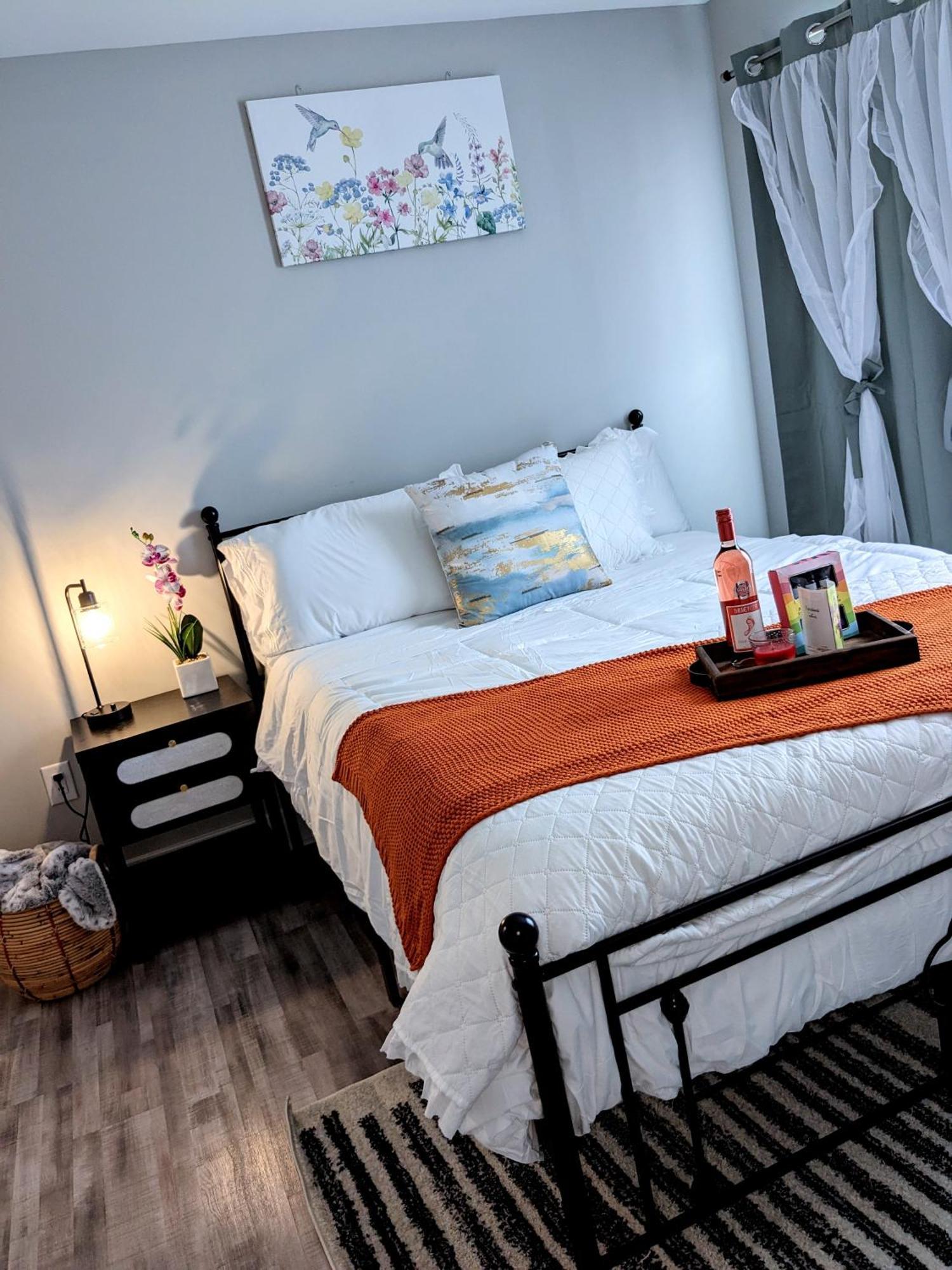 2br-2ba Luxy Dendrobium Oasis, Pet Friendly, Family Friendly, Free Parking & Balcony *